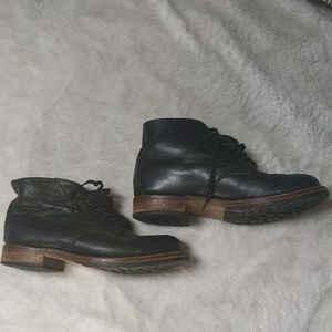Red wing shoes